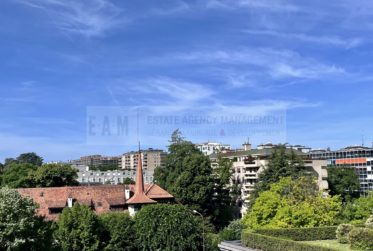 9 Zimmer Wohnung, Durchgangswohnung