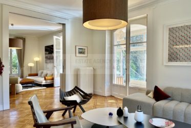 AUTHENTICITY AND LUXURY STEPS AWAY FROM DOWNTOWN